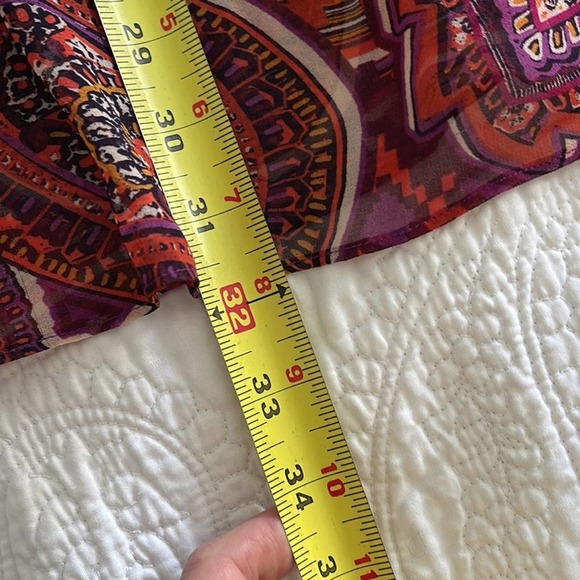 Beautiful CAbi Sheer Chiffon Paisley Tie Kimono Top Blouse .  Sz. L. NWOT - Picture 7 of 7